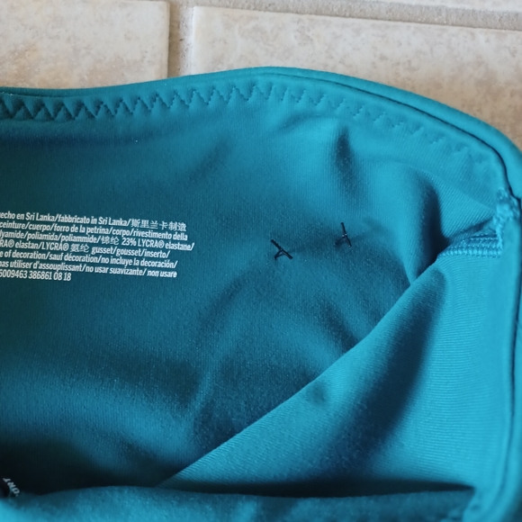 Victoria's Secret Knockout Tights - Picture 6 of 7